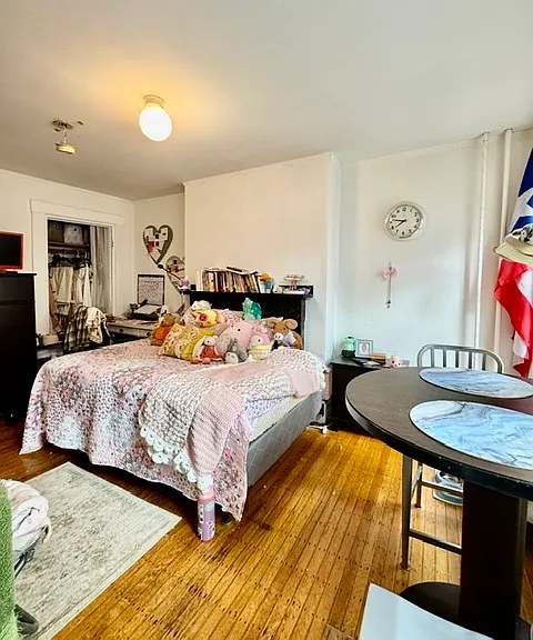 54 S Russell St #3 — Photo 1