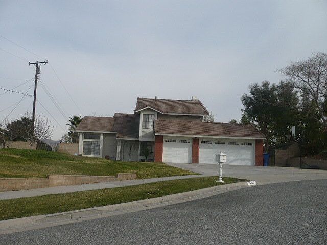 Courtesy of Park Place GMAC Real Estate