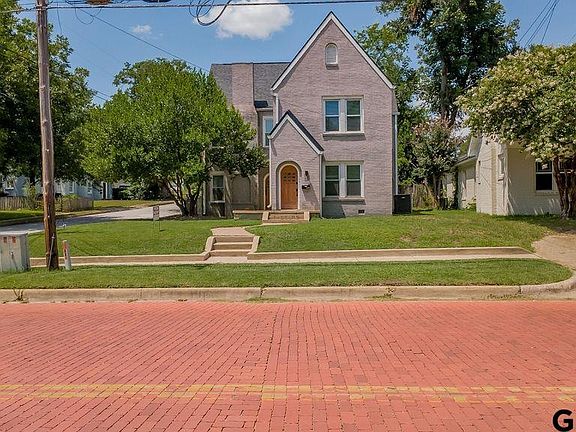 2nd image of 831 W Houston St