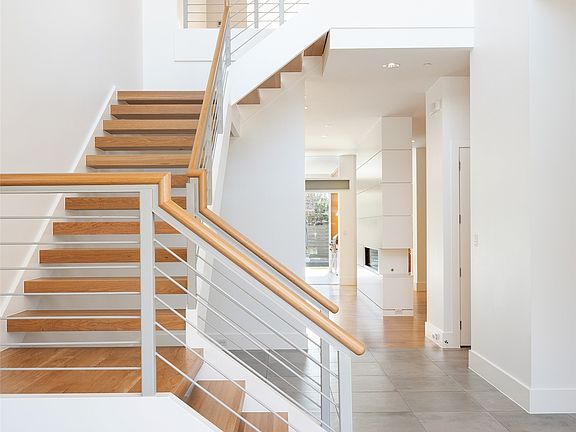 5th image of 6446 Prestonshire Ln