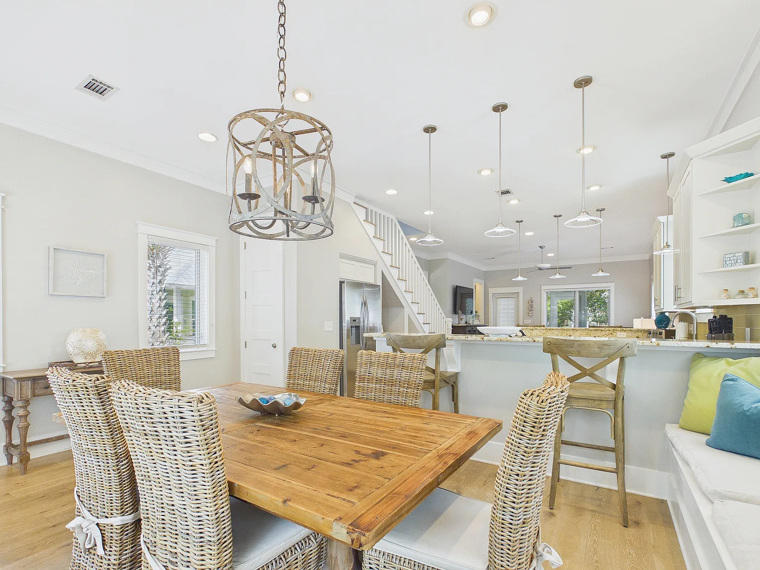 74 Greenway Park Ave — Photo 3