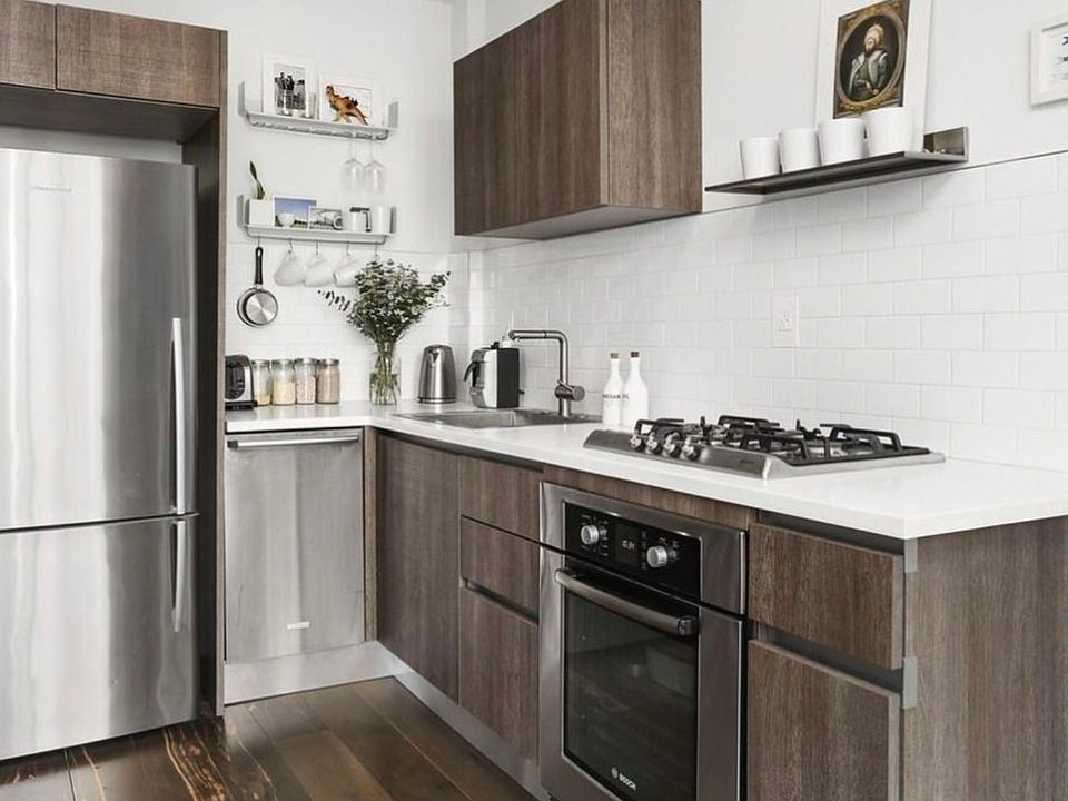 2nd image of 133 S 1st St #4R