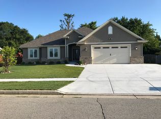 3707 24th St, Kenosha, WI 53144