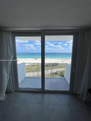 345 Ocean Dr Photo 1 345 Ocean Dr Photo 1
