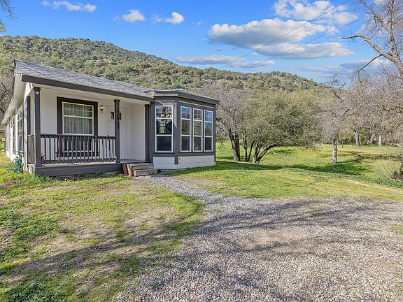 3rd image of 42843 N Fork Drive