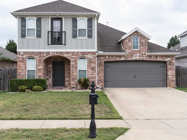 1615 Park St, Lowell, AR 72745