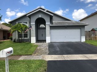 1301 SW 97th Ave, Pembroke Pines, FL 33025