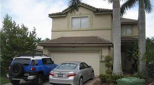 1st image of 812 Golden Cane Dr