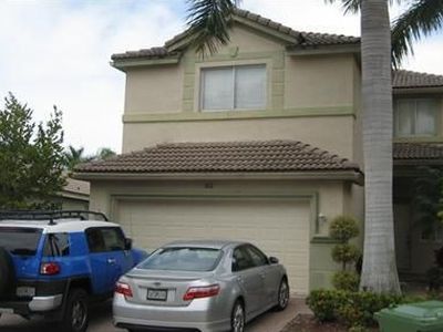 812 Golden Cane Dr, Weston, FL, 33327