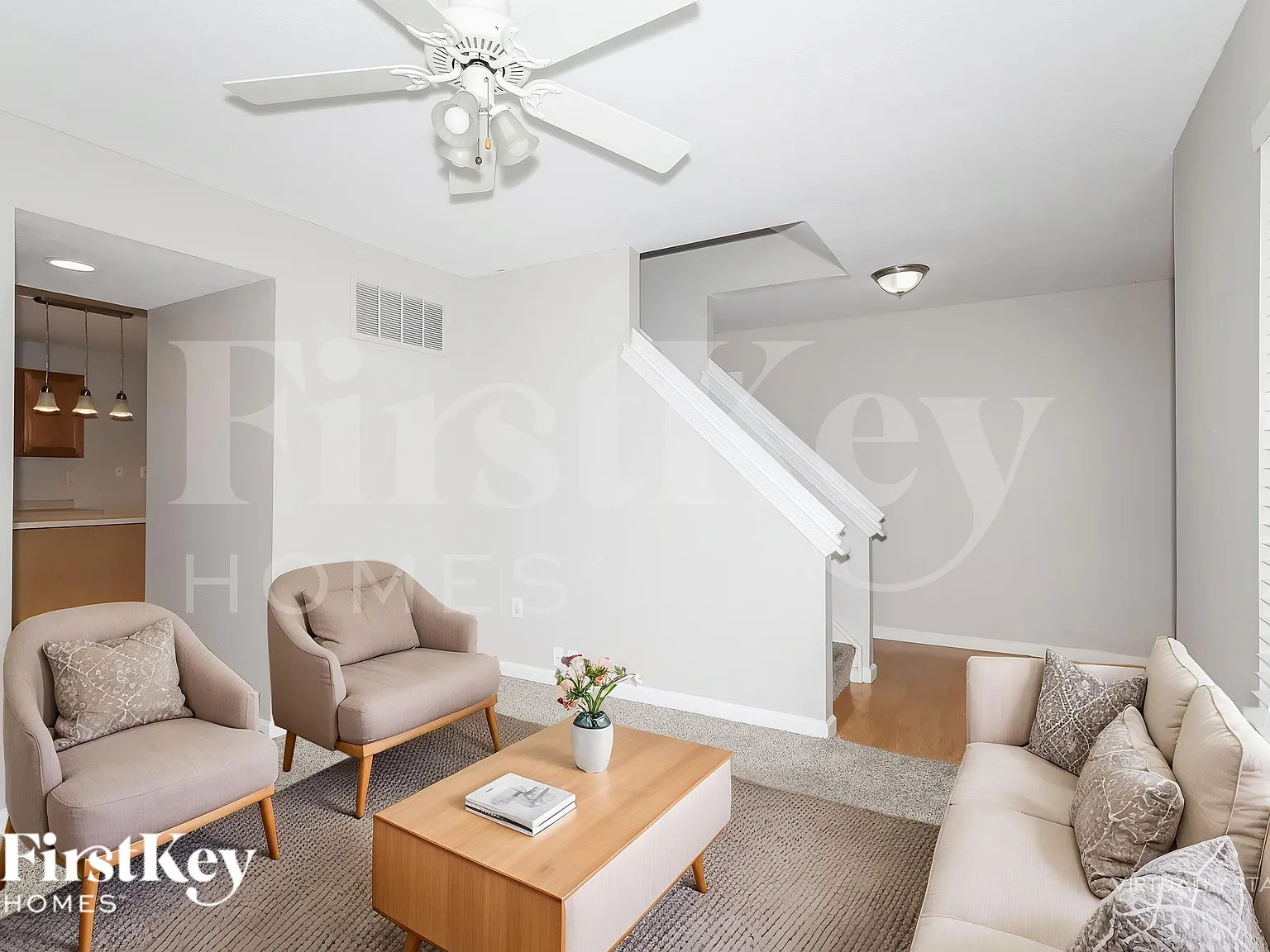 4 bed, 3.0 bath, 2689 sqft, $2,300 — Photo 4