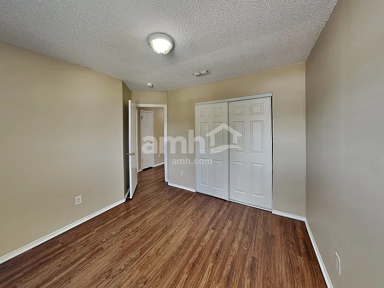 317 Morning Creek Cir — Photo 13