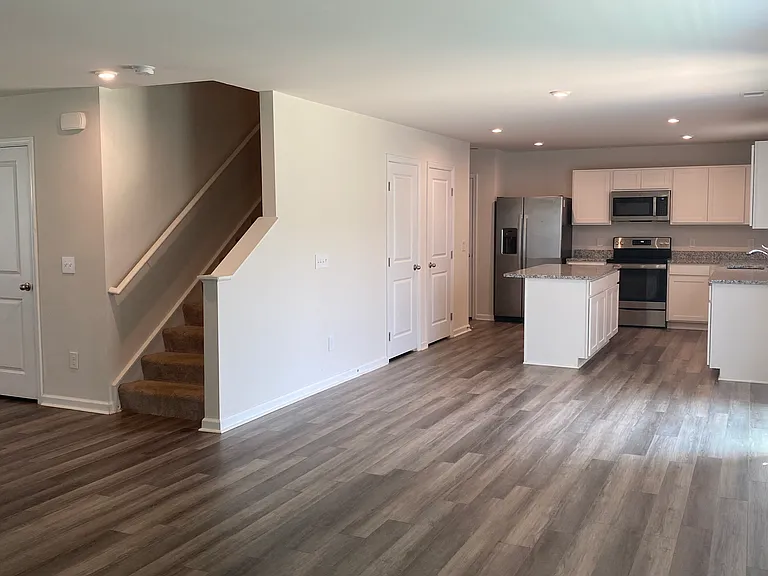 158 Barrington Creek Rd — Photo 4