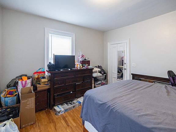 5th image of 19 Granite Street
