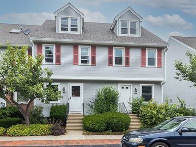 101 Grew Ave #B, Roslindale, MA, 02131