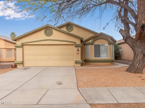 9213 E Ironbark St, Tucson, AZ 85747