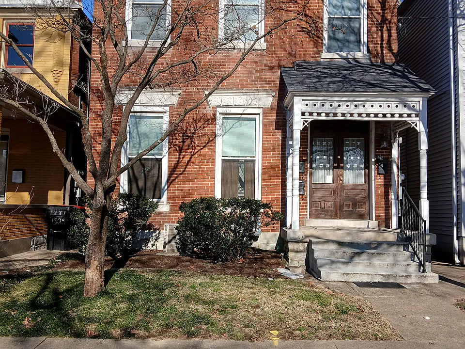 1507 Morton Ave #3