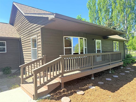 5th image of 451 Powell Way