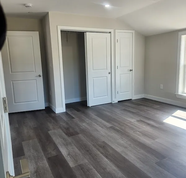 880 Main St #3 — Photo 9