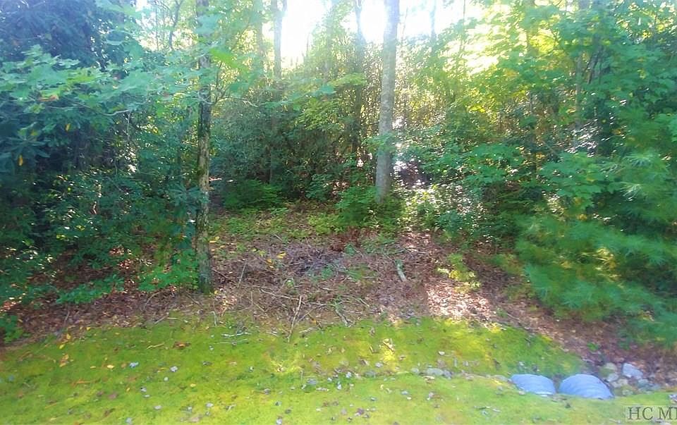 2nd image of 15 Stonecreek Drive