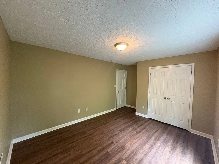 541 McFadin Station St — Photo 8