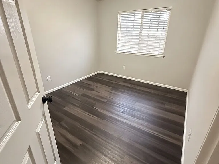 18705 E Crestridge Dr — Photo 3