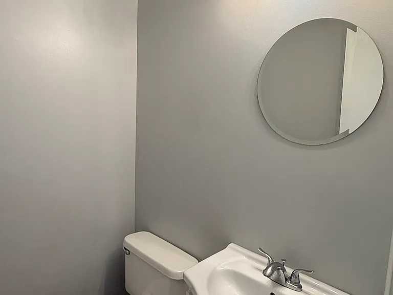 1420 Andover Dr — Photo 4