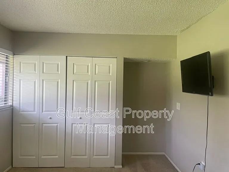 3551 Longmeadow — Photo 6