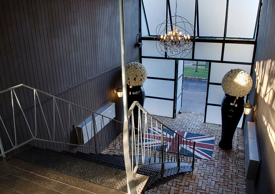 1001 Grigsby - RALEIGH Foyer