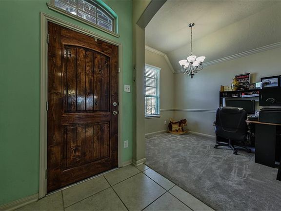 4th image of 5931 Wildbriar Ln
