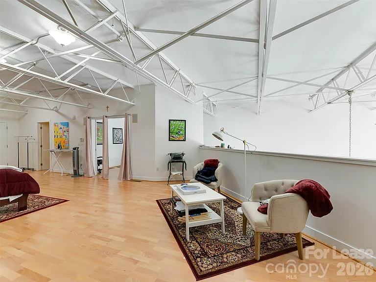909 Westmere Ave — Photo 33