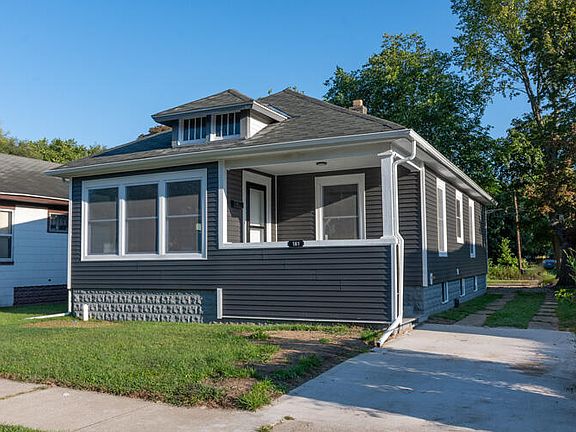 5th image of 161 Kline St
