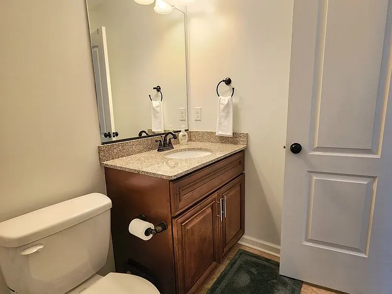 232 Woodview Ave — Photo 14