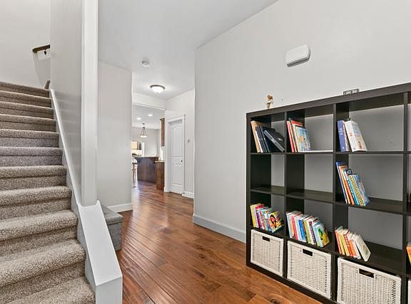 2nd image of 1269 N Baycrest Dr #94