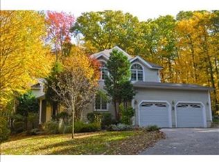 4 Nestlebrook Ln, Medway, MA 02053