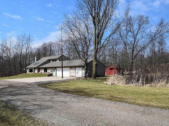 3rd image of 3077 Kissing Rock Ln