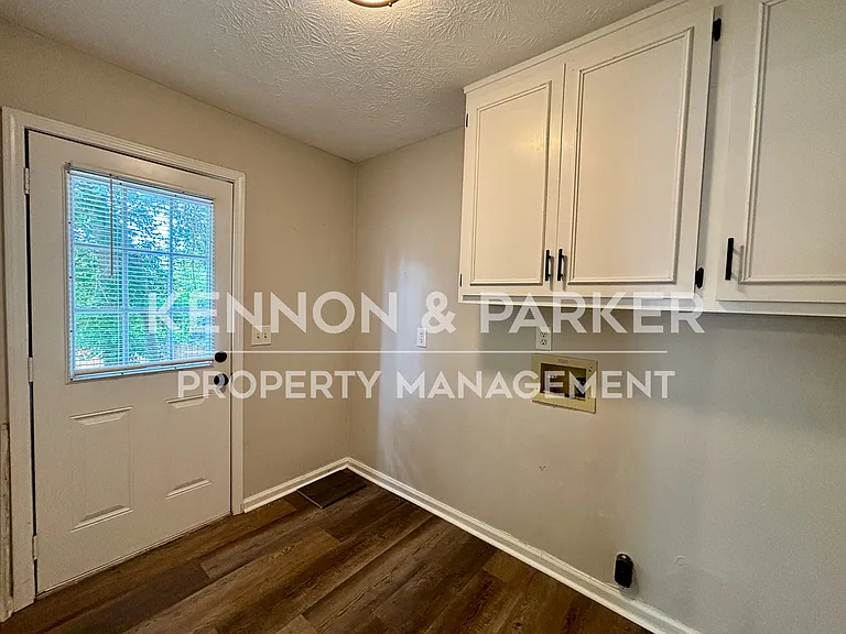 6321 Billings Rd — Photo 5