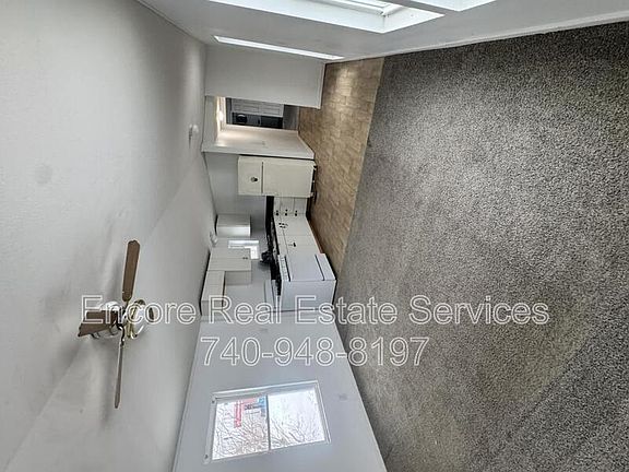 3rd image of 114 N Washington St