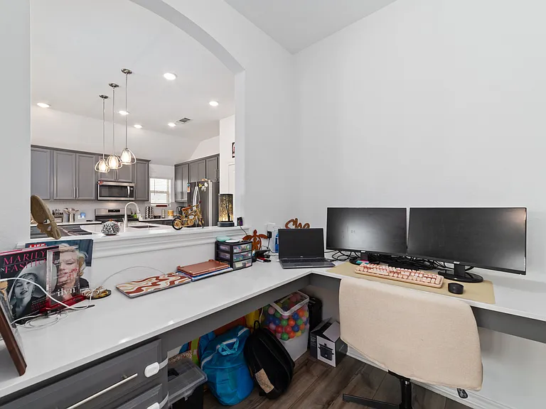 1224 Seaside Cove Ln — Photo 6