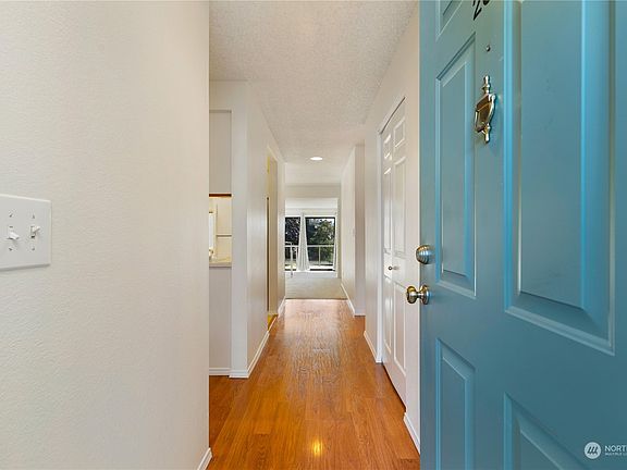3rd image of 23003 Lakeview Drive #203