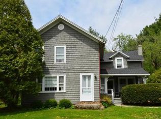 4 Cherry Hill Rd, Stockbridge, MA 01262