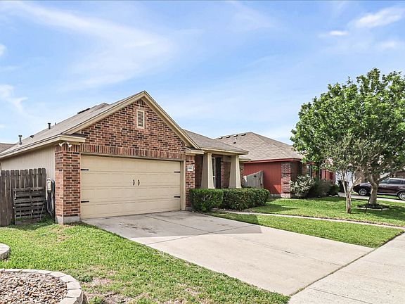 4th image of 3906 Las Bahias Dr