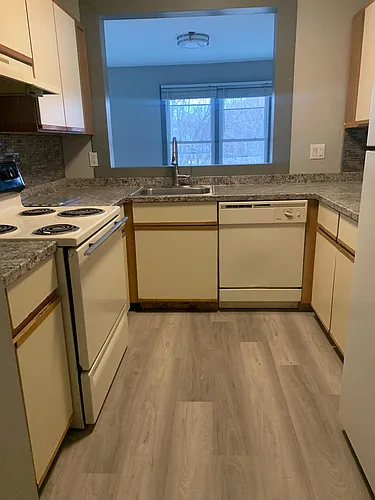 Floor plan Standard Non Renovated 2BD