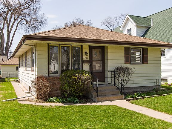 3711 Major Ave N Robbinsdale, Front of Home