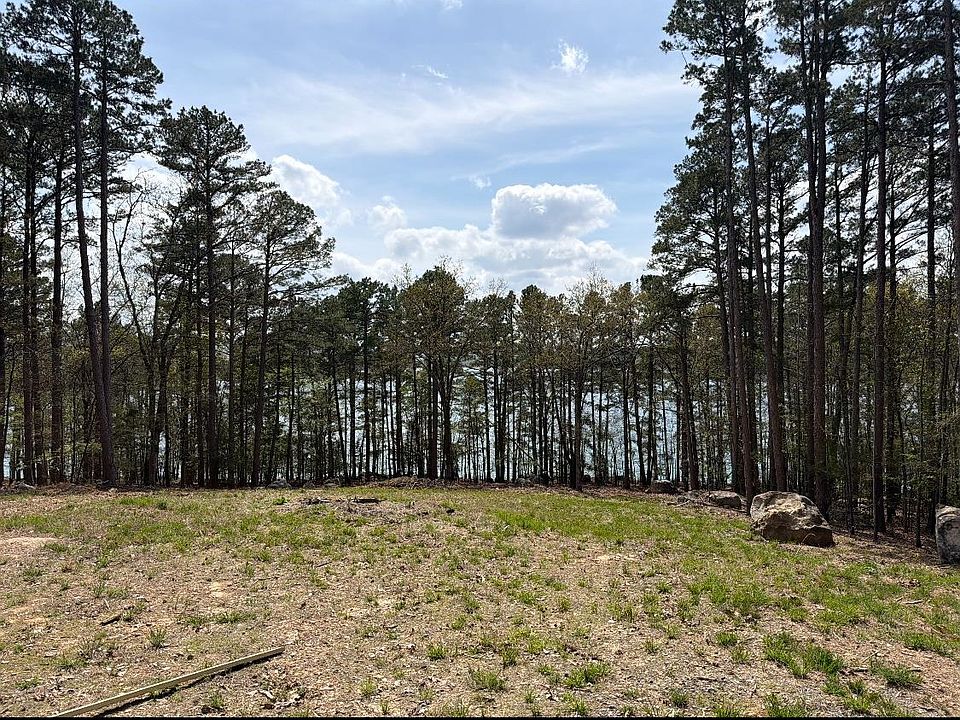 1st image of 510 Island Shores Dr