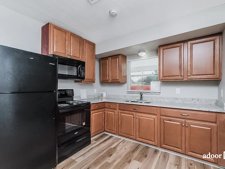 4006 Citrus Dr — Photo 3