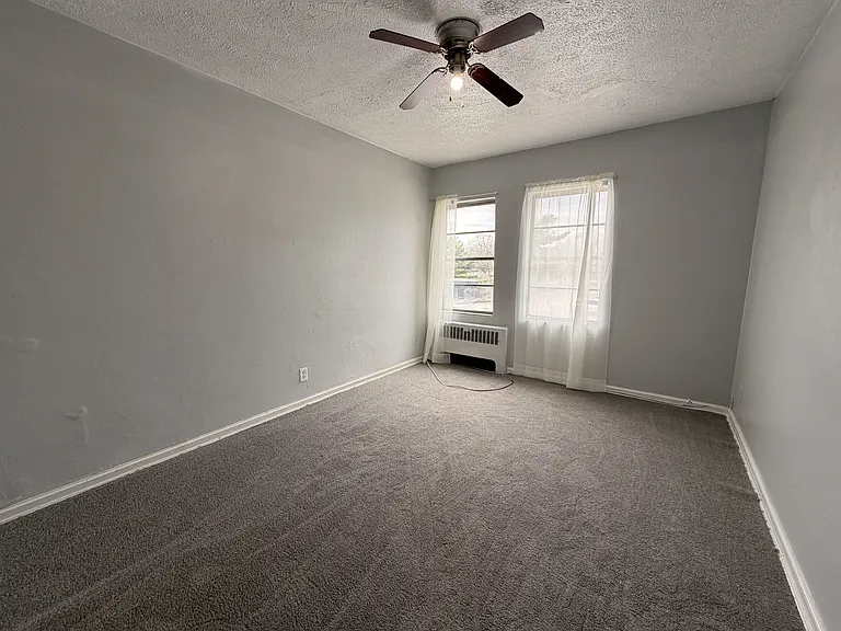 417 N Dixie Way — Photo 11