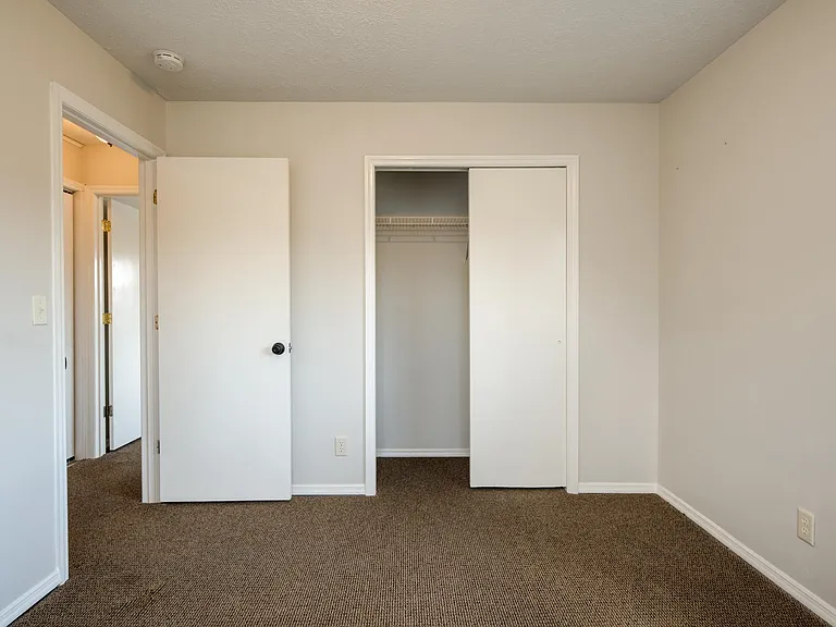 9311 Preston Hwy #2 — Photo 10