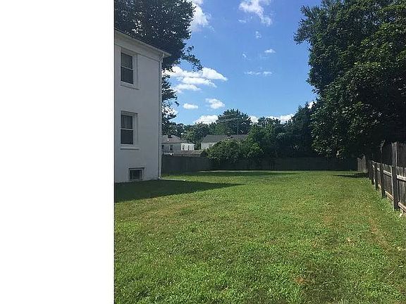 2nd image of 526 Pingree Ave #2