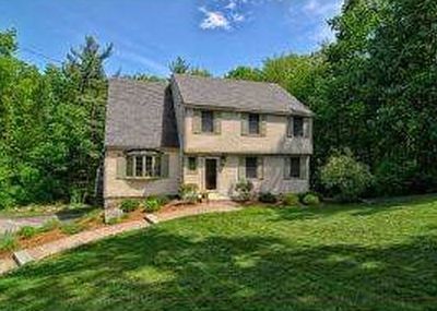 49 Camelot Dr, Bedford, NH, 03110
