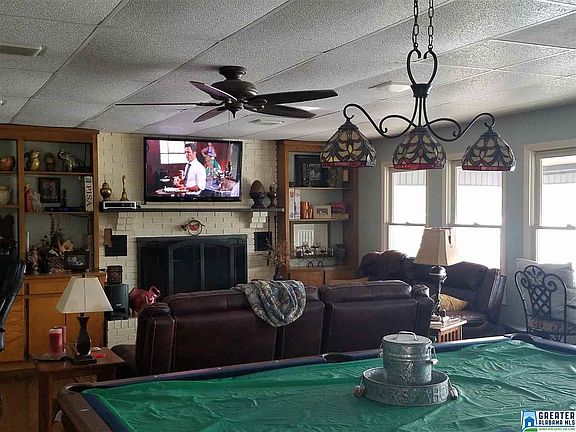 4th image of 525 Blue River Dr
